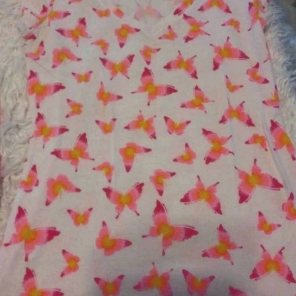 OFF TO GOODWILL 10/28 Butterfly top